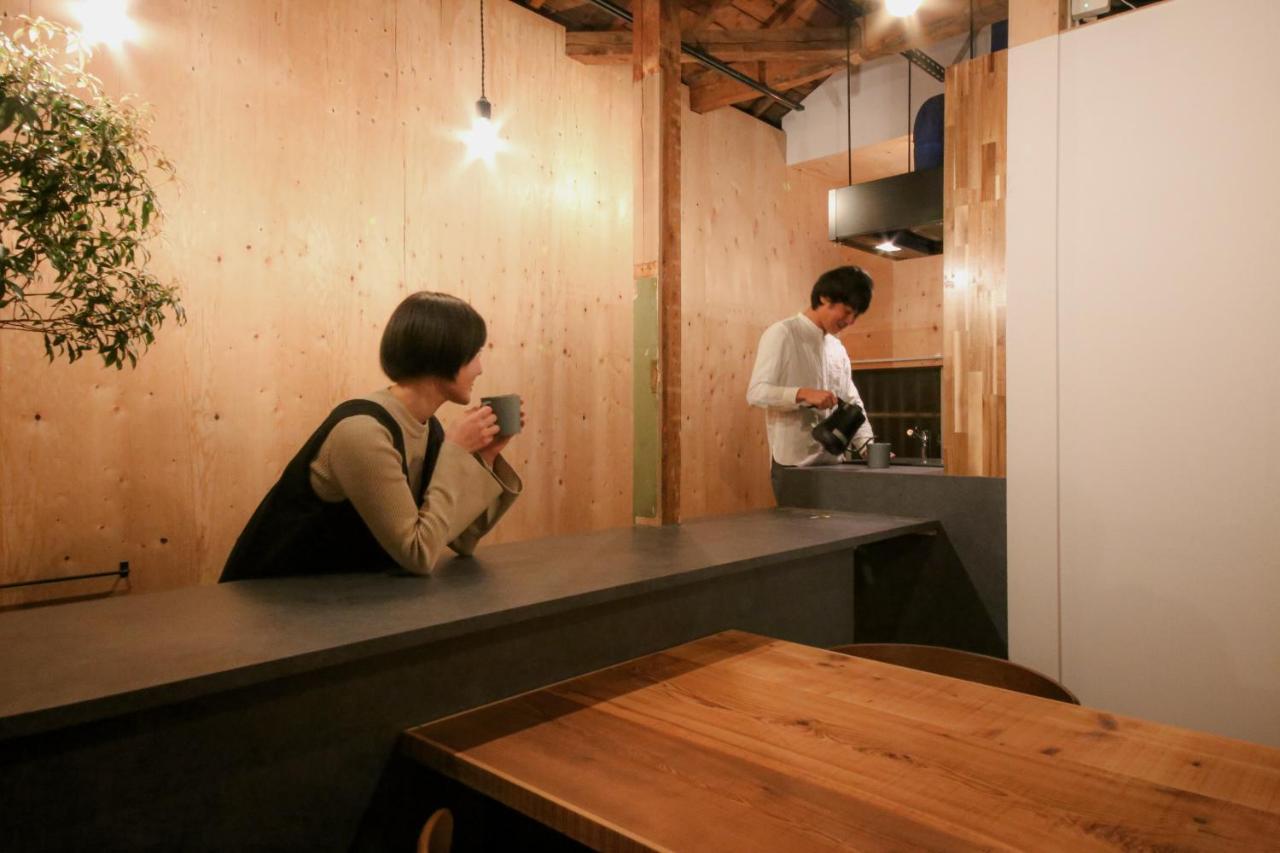 まちの別邸 緝 Shu Hostel Kochi  Exterior foto